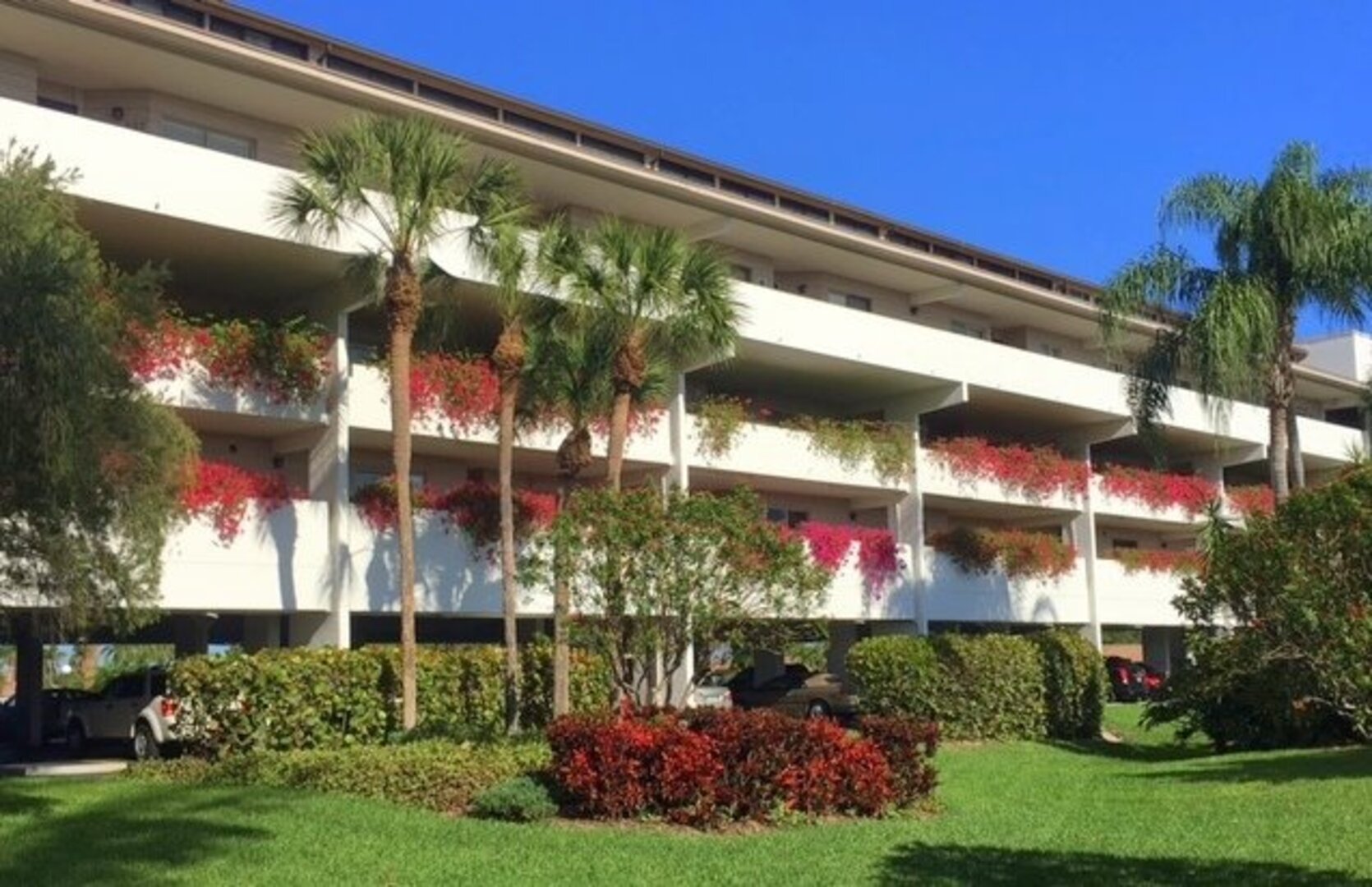LATCH KEY RESORT in Bradenton, FL