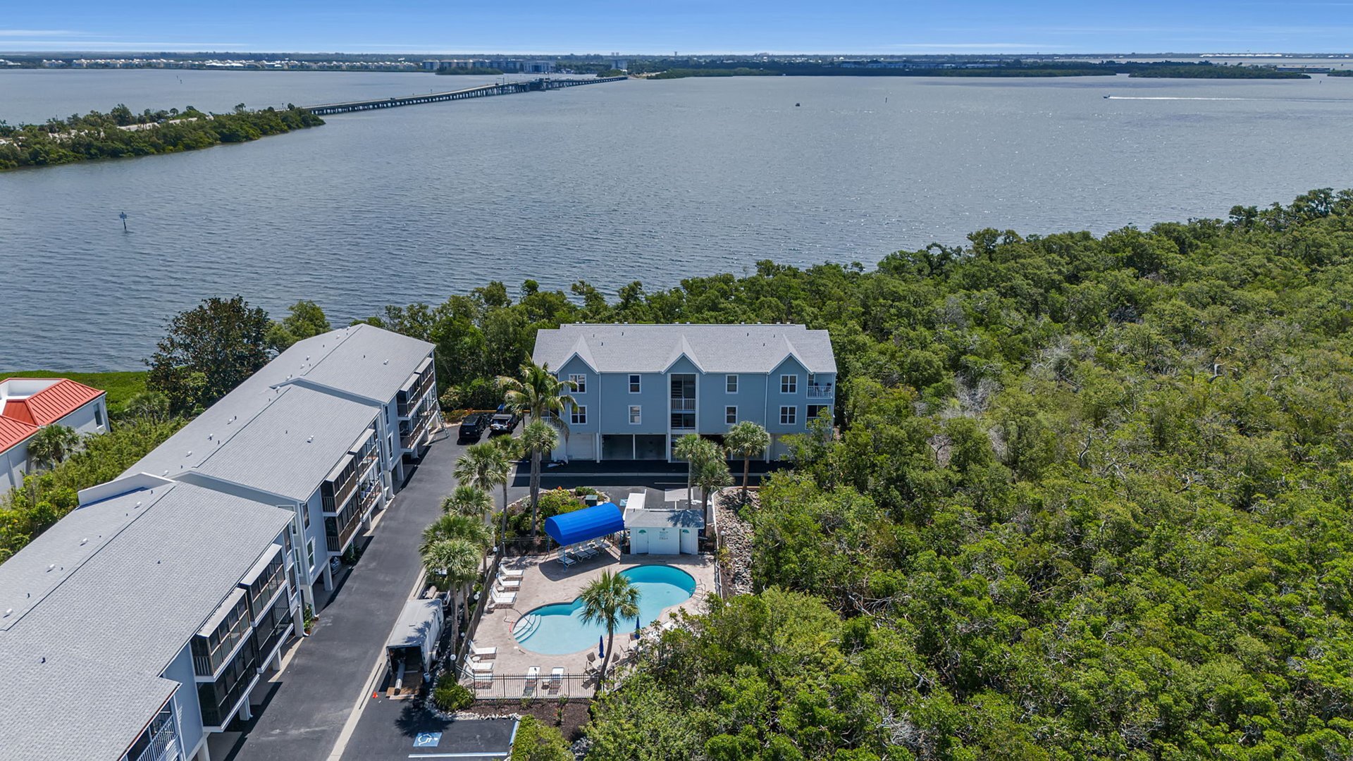 Sandy Point Community Pool