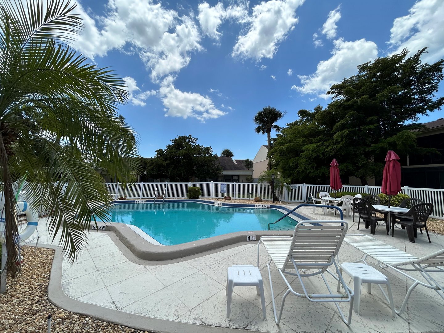 PEBBLE-6301 in Bradenton, FL