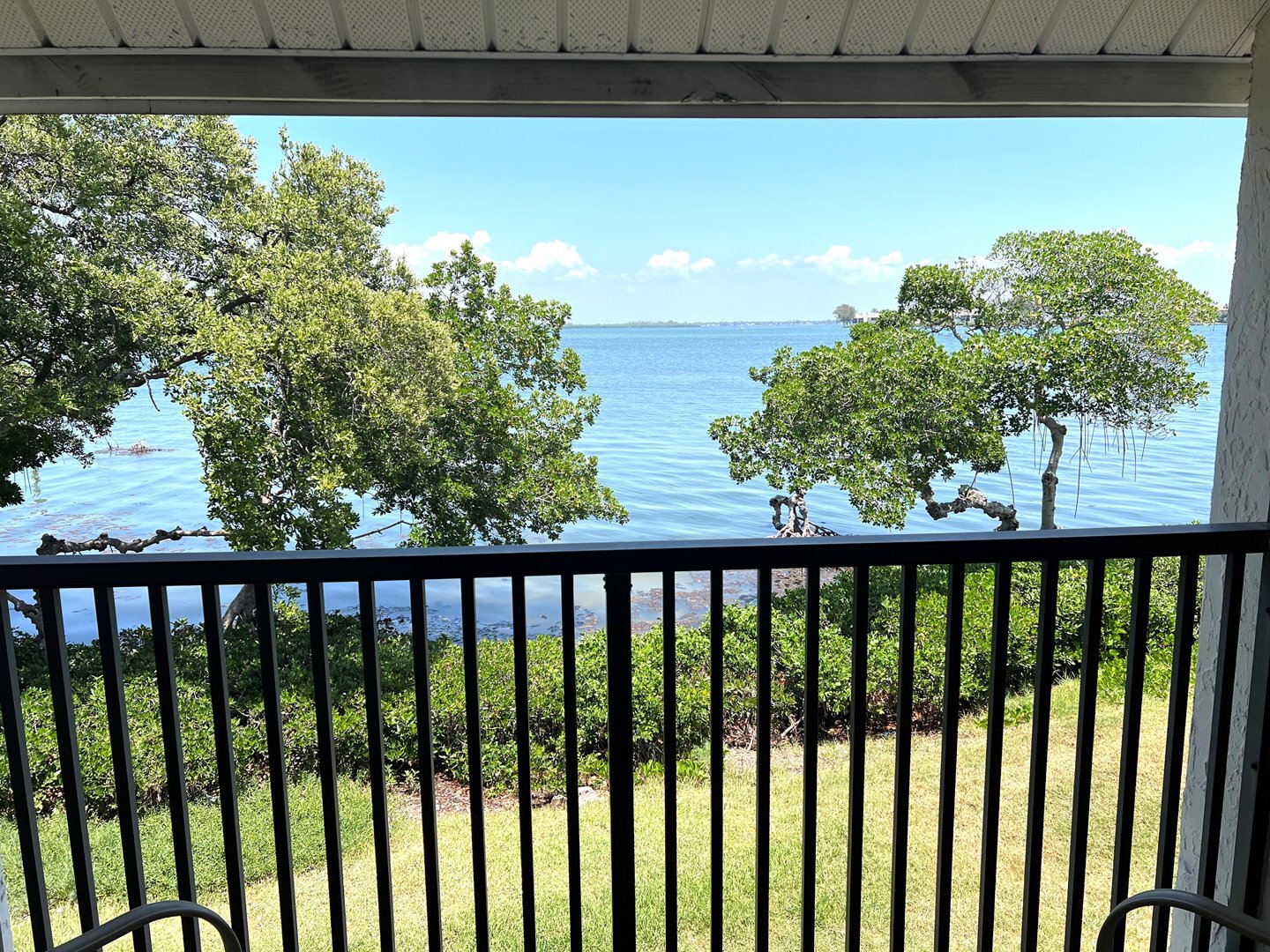 Lanai Bay View