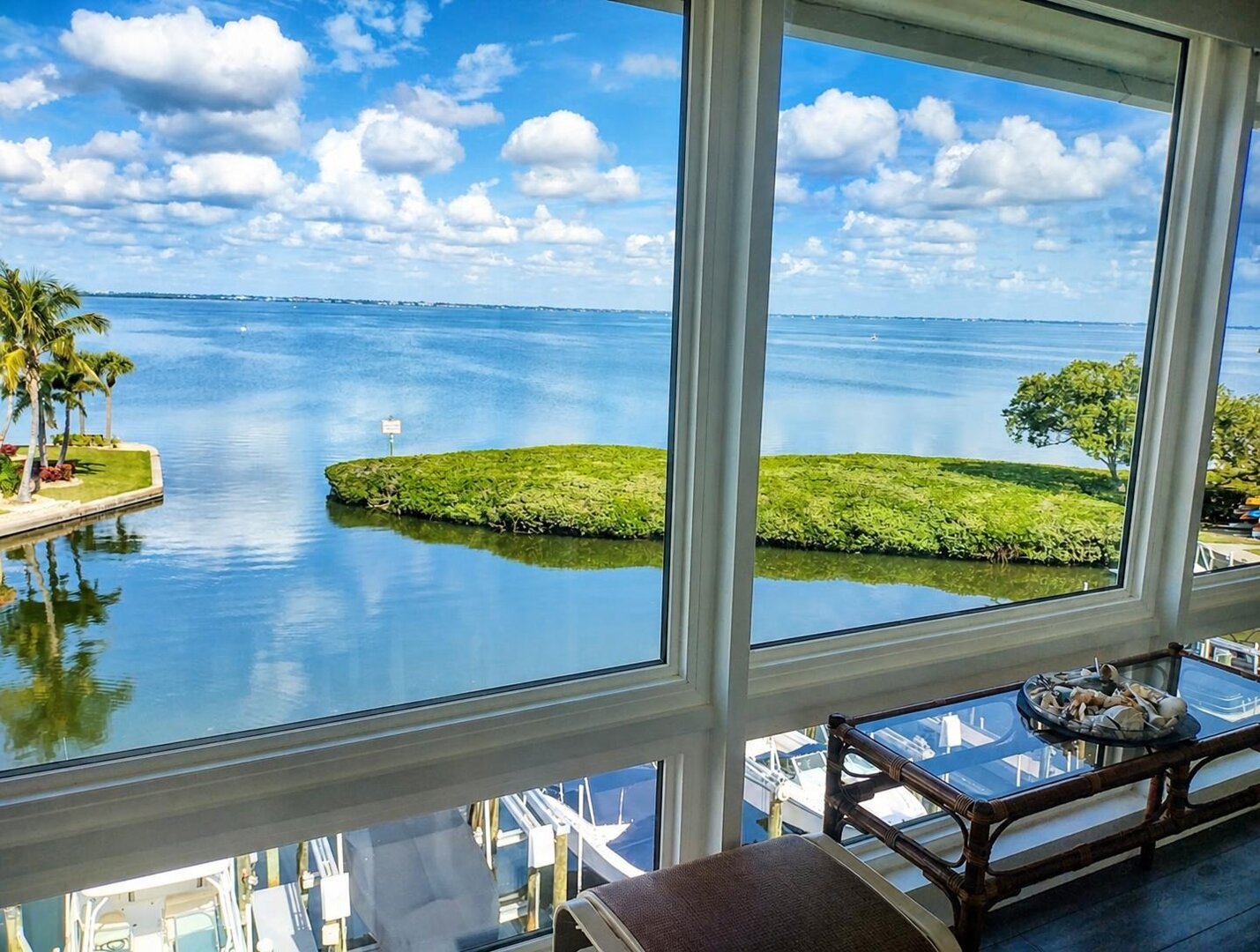 Stunning bay views.